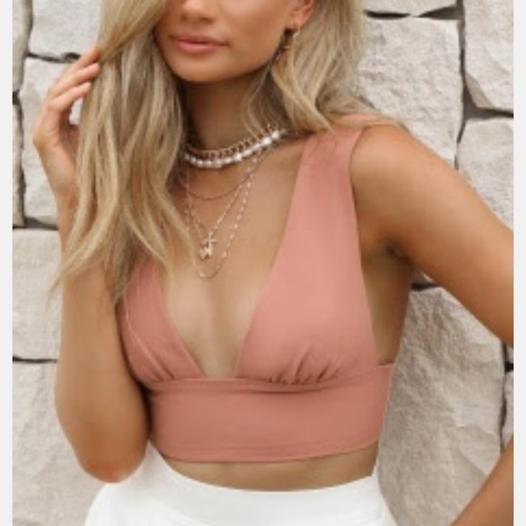 Showpo. Tops - Something Big
Top In Blush